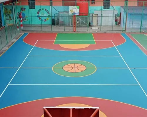 Lapangan basket hasil renovasi dan pengecatan