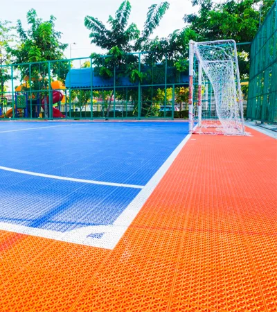 Lapangan olahraga setelah perbaikan dan renovasi