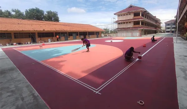 Hasil renovasi lapangan basket outdoor